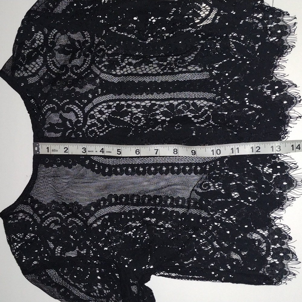 Lace crop top size S - Picture 4 of 5